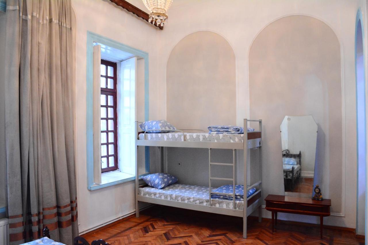 Flora Hostel Baku Kültér fotó