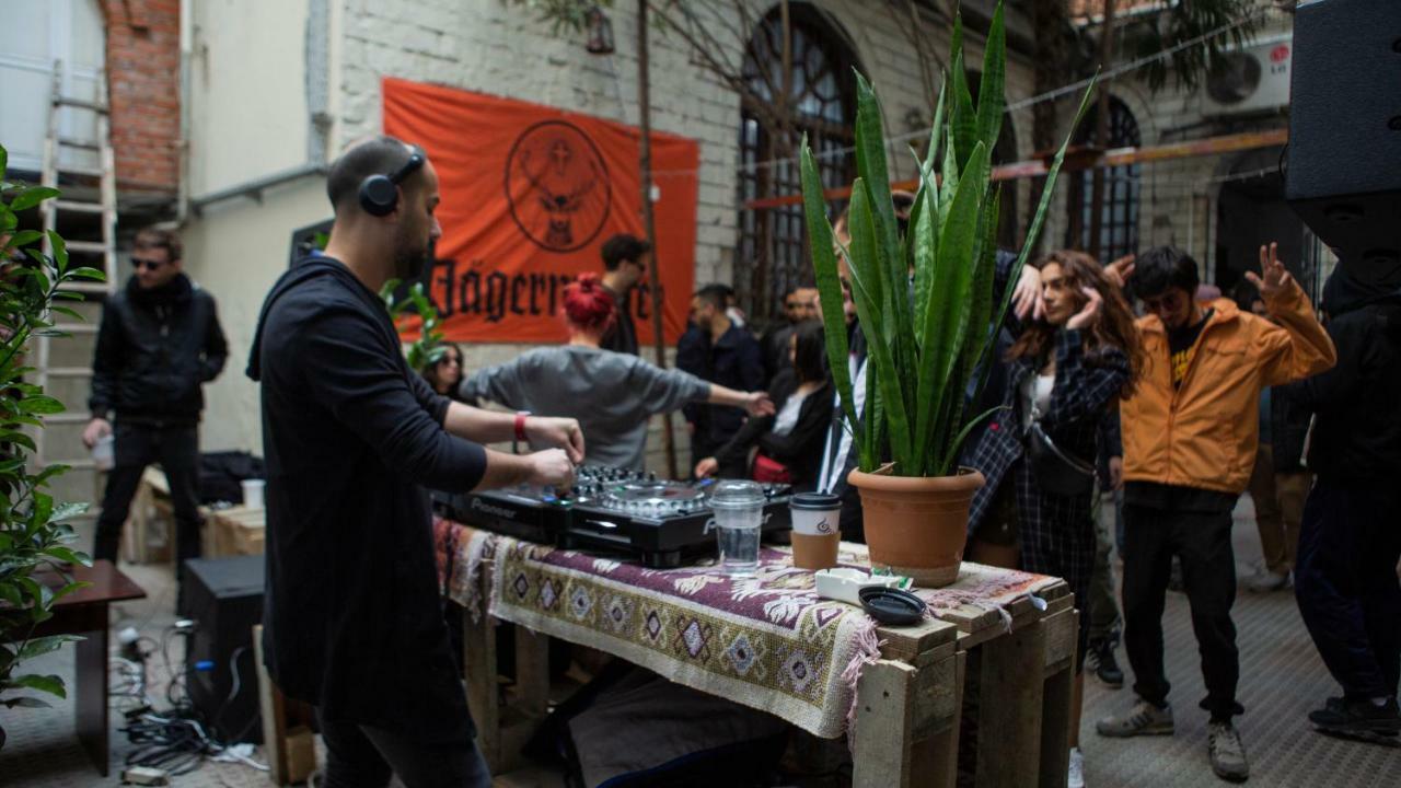 Flora Hostel Baku Kültér fotó