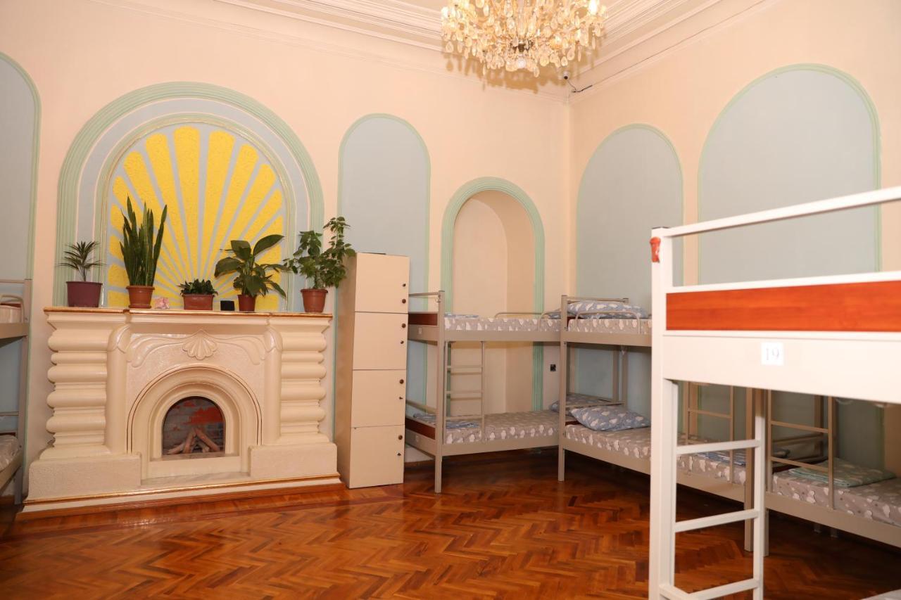Flora Hostel Baku Kültér fotó